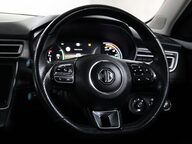 MG MG5 EXCLUSIVE 47
