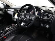 MG MG5 EXCLUSIVE 4