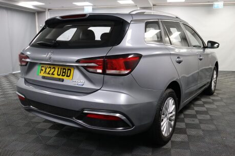 MG MG5 EXCLUSIVE 12