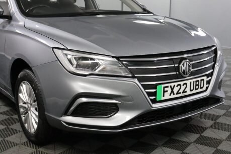 MG MG5 EXCLUSIVE 27