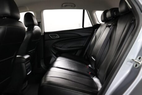 MG MG5 EXCLUSIVE 43