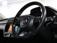 MG MG5 EXCLUSIVE 22