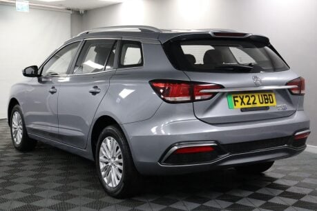 MG MG5 EXCLUSIVE 5