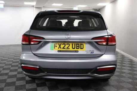 MG MG5 EXCLUSIVE 20