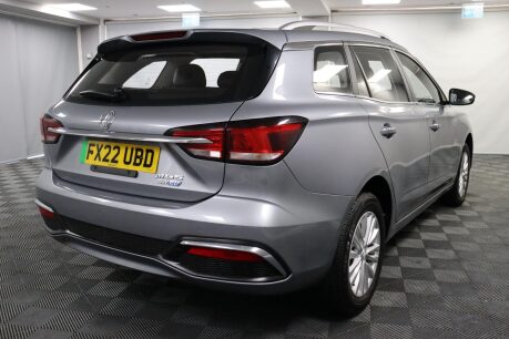MG MG5 EXCLUSIVE 21
