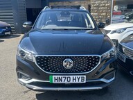 MG ZS EXCLUSIVE 3