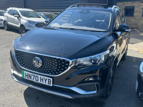 MG ZS EXCLUSIVE 4