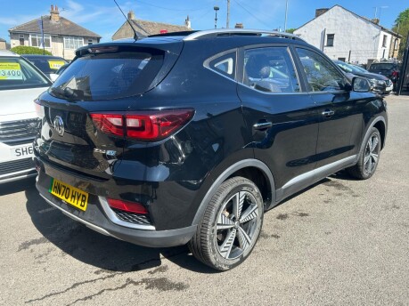 MG ZS EXCLUSIVE 8