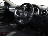 MG ZS EXCLUSIVE 4