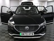 MG ZS EXCLUSIVE 8