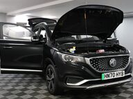 MG ZS EXCLUSIVE 16