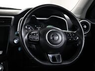 MG ZS EXCLUSIVE 47