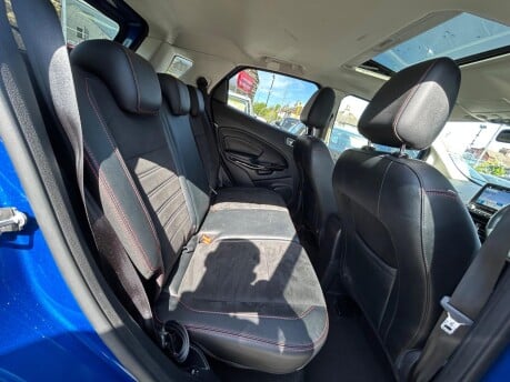 Ford Ecosport ST-LINE 11