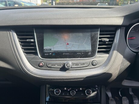 Vauxhall Grandland X TECH LINE NAV S/S 16