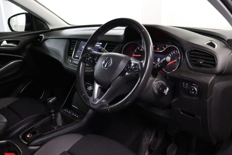 Vauxhall Grandland X TECH LINE NAV S/S 4