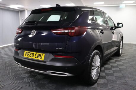 Vauxhall Grandland X TECH LINE NAV S/S 12