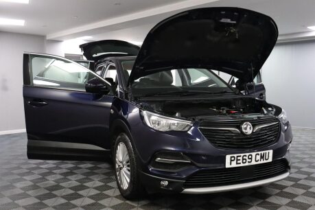 Vauxhall Grandland X TECH LINE NAV S/S 16