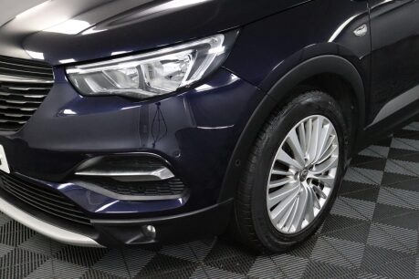 Vauxhall Grandland X TECH LINE NAV S/S 32