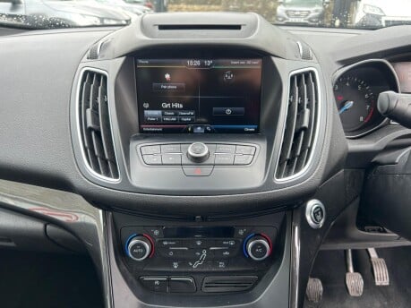 Ford C-Max TITANIUM 16