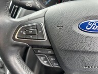 Ford C-Max TITANIUM 12
