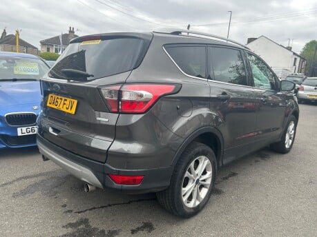 Ford Kuga TITANIUM 8