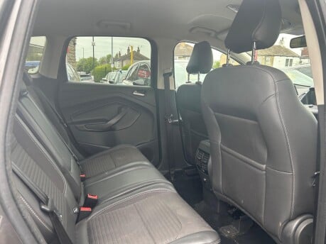 Ford Kuga TITANIUM 10