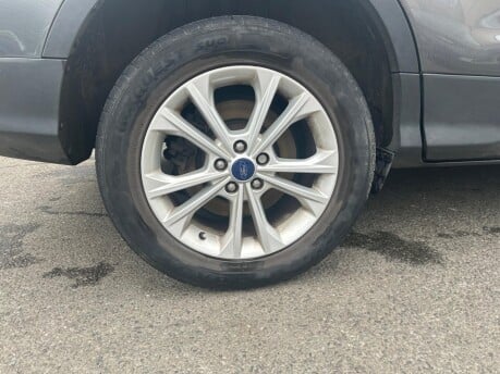 Ford Kuga TITANIUM 15