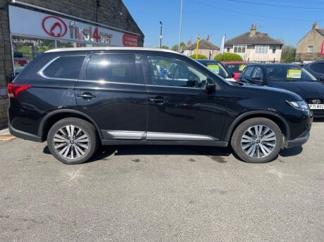 Mitsubishi Outlander DESIGN 7