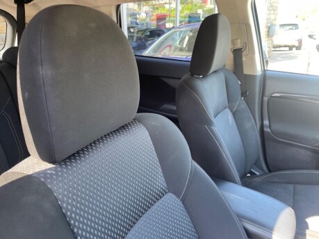 Mitsubishi Outlander DESIGN 9