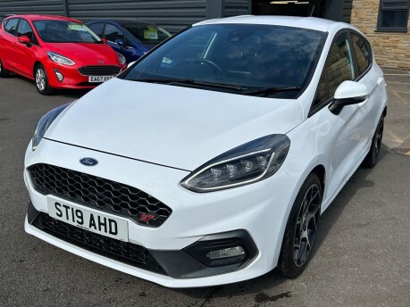 Ford Fiesta ST-2 4