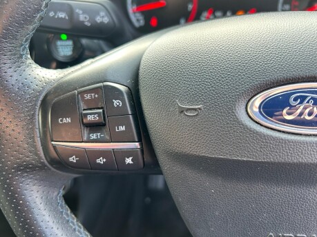 Ford Fiesta ST-2 12