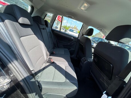 Volkswagen Golf SV SE NAVIGATION TSI BLUEMOTION 11