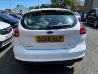 Ford Focus ZETEC 6