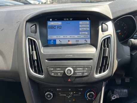 Ford Focus ZETEC 16