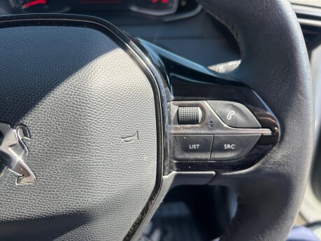 Peugeot 2008 PURETECH S/S ALLURE 11
