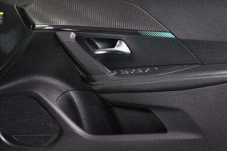 Peugeot 2008 PURETECH S/S ALLURE 37