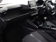 Peugeot 2008 PURETECH S/S ALLURE 34