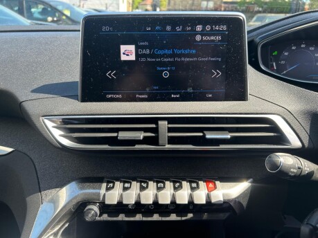 Peugeot 3008 BLUEHDI S/S ALLURE 16