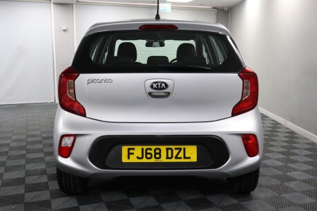 Kia Picanto 2 8