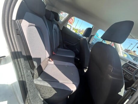SEAT Arona TDI SE 11
