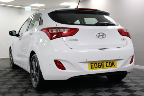 Hyundai i30 CRDI SE BLUE DRIVE 20