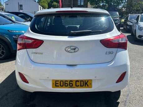 Hyundai i30 CRDI SE BLUE DRIVE 5