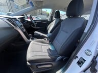 Hyundai i30 CRDI SE BLUE DRIVE 19