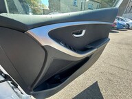 Hyundai i30 CRDI SE BLUE DRIVE 15