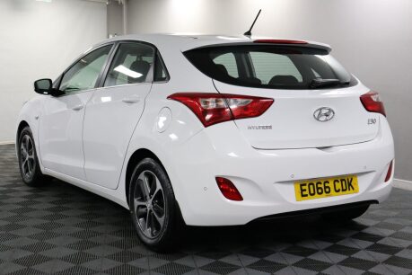 Hyundai i30 CRDI SE BLUE DRIVE 11