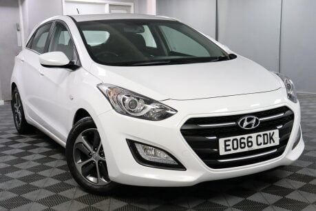 Hyundai i30 CRDI SE BLUE DRIVE 20