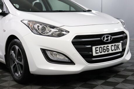 Hyundai i30 CRDI SE BLUE DRIVE 25
