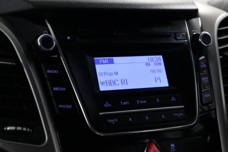 Hyundai i30 CRDI SE BLUE DRIVE 38