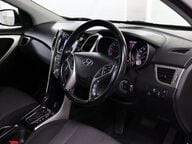 Hyundai i30 CRDI SE BLUE DRIVE 27