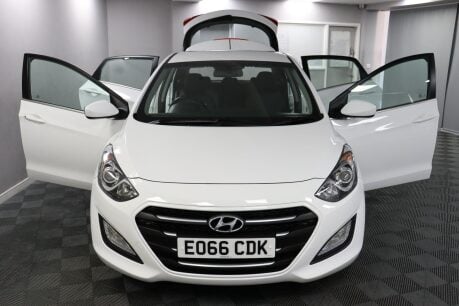 Hyundai i30 CRDI SE BLUE DRIVE 13
